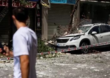 Novo tremor de magnitude 4,7 volta a sacudir Granada nesta terça-feira
