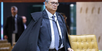 Dino aciona PF após TCU apontar R$ 55,4 milhões em emendas suspeitas