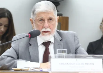 Oposição e Amorim divergem sobre atritos entre Brasil e EUA sob Trump