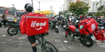 Anvisa libera venda de medicamentos por plataformas como iFood e Rapp