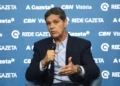 Ferraço diz ser contra a escala 6×1, mas defende transição negociada
