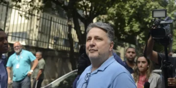 Justiça determina execução de sentença que suspende direitos políticos de Garotinho por oito anos