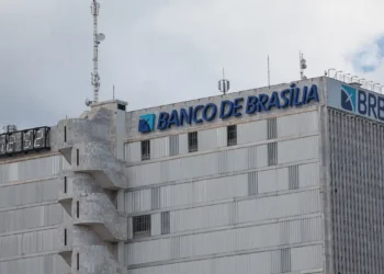 Caso Master: TCDF bloqueia até R$ 2,7 bi de ex-dirigentes do BRB