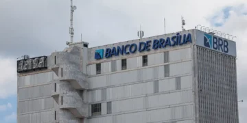 Caso Master: TCDF bloqueia até R$ 2,7 bi de ex-dirigentes do BRB