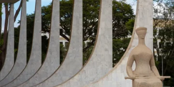 Zanin manda investigar uso de IA para burlar sistema do STF