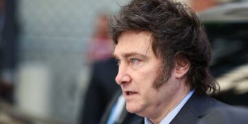 Argentina sob Milei fecha 31 mil empresas e 245 mil empregos formais