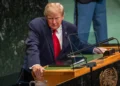 Trump rejeita limitar IA e critica governança global da tecnologia