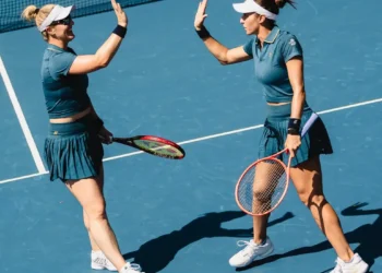 Dupla de Luisa Stefani vence mais uma e vai às oitavas do US Open