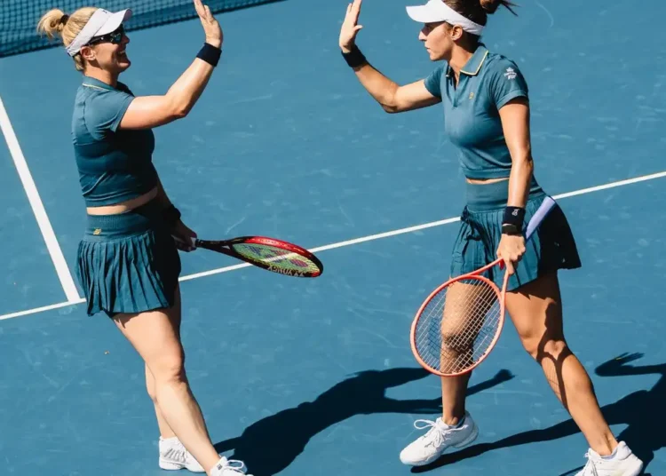 Dupla de Luisa Stefani vence mais uma e vai às oitavas do US Open
