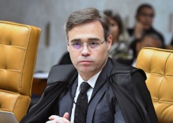 Mendonça cita risco às investigações com dados de celular de Vorcaro