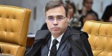 Mendonça diz que deixará sociedade no Instituto Iter