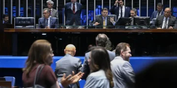 Alcolumbre diz que Senado vota fim da escala 6×1 após as eleições