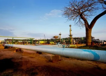 Petrobras fecha acordo de cooperação na área de petróleo em Moçambique