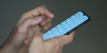Internet grátis pode derrubar rede móvel na eleição, diz Anatel ao STF