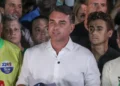Polícia Federal cancela passaportes de Flávio Bolsonaro