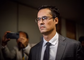 Nunes Marques devolve candidatura a Deltan no dia da eleição