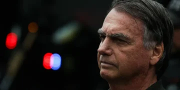 PGR dá parecer favorável à retomada de visitas de Flávio ao pai