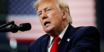 Trump anuncia exploração de petróleo e gás na Groenlândia