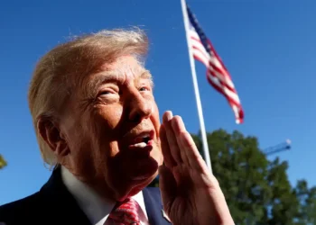 Reuters/Ipsos: aprovação de Trump cai a 31%, menor nível já registrado