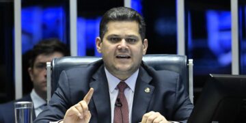 Alcolumbre anuncia sessões para discutir e votar fim da escala 6×1