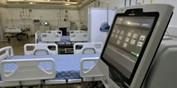Reino Unido vai monitorar dispositivos médicos baseados em IA