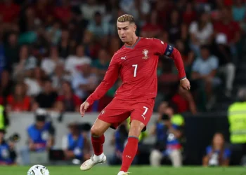 CR7 é suspenso por 30 dias por ter deixado concentração de Portugal