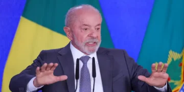 Governo anuncia perdão de dívidas e pacote de estímulo para MEIs