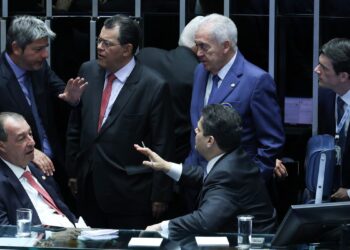 Senadores aprovam pedido para acelerar votação da PEC da Segurança