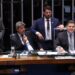 Alcolumbre retira PEC da Segurança Pública da pauta do Senado