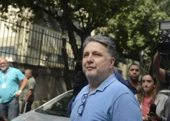 TSE decide que votos para Garotinho serão anulados